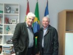Implantação de autoescola e despachante pautam encontro no Detran-SC